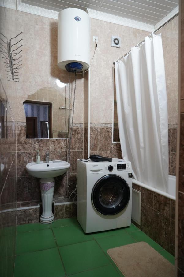 Nice And Comfortable Apartment In The Downtown Of Μπισκέκ Εξωτερικό φωτογραφία